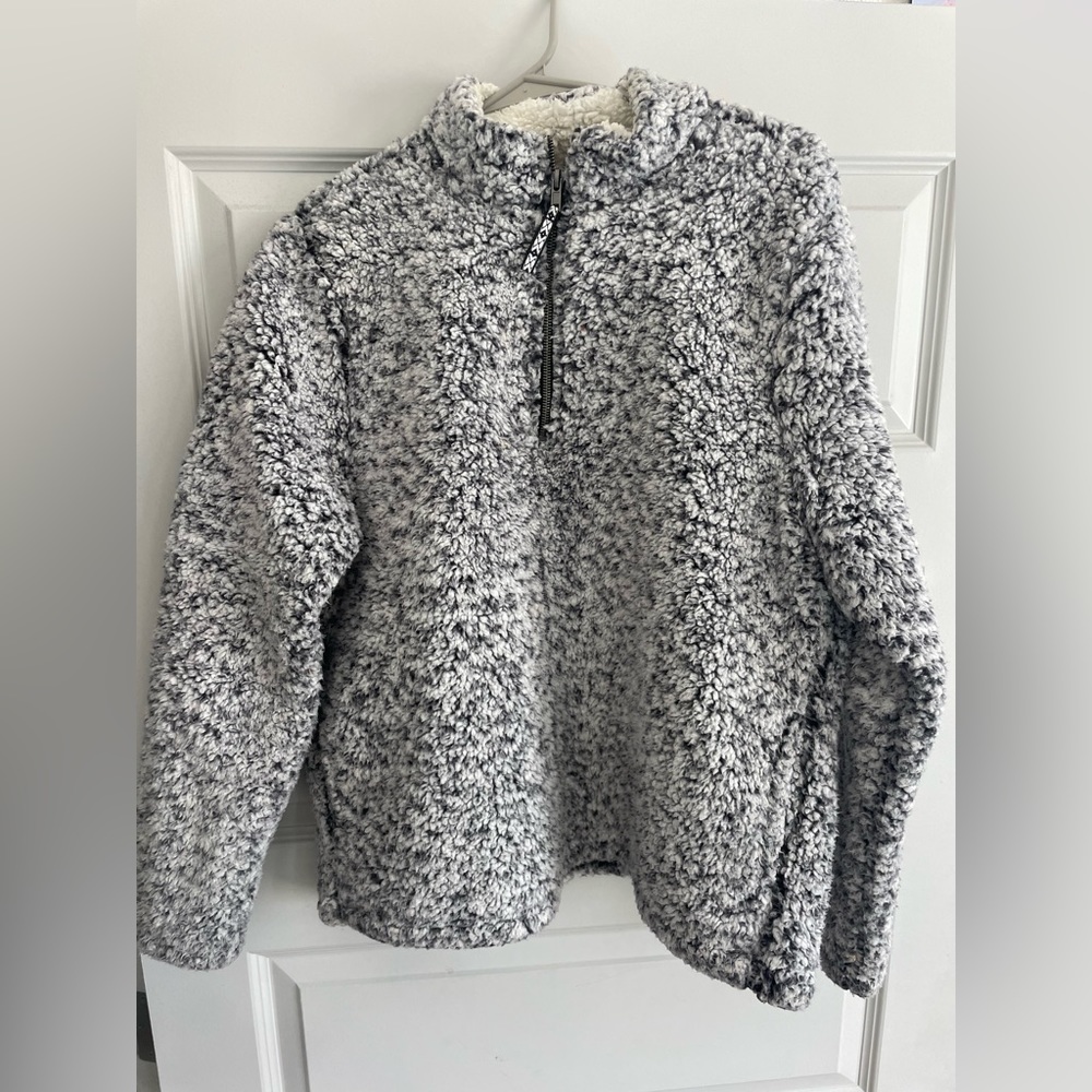 SOLD***HALF ZIP SHERPA ⭐️